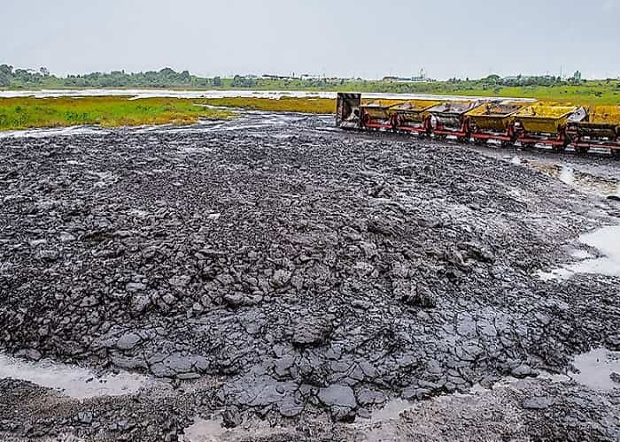 All you need to know about Natural Asphalt Lake