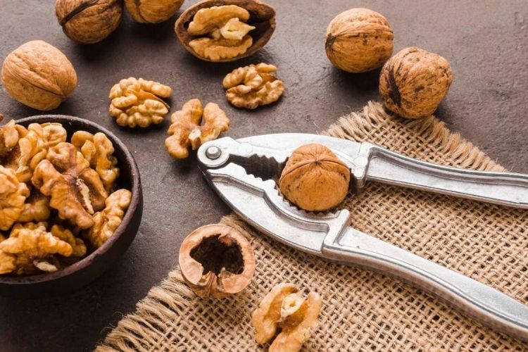 چرا گردو برای درمان دیابت مناسب است؟