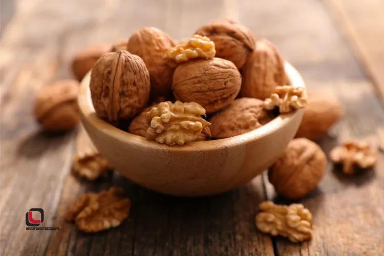 مصرف درست گردو برای تنظیم تیروئید